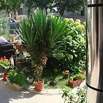 Ξενοδοχείο Venis House 3*