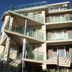 Ξενοδοχείο Venis House