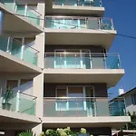 Venis House Σωζόπολη