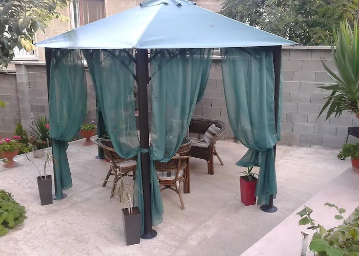 Hotell Venis House 3*