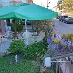 Venis House Ξενοδοχείο