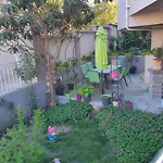 Venis House 3* Σωζόπολη