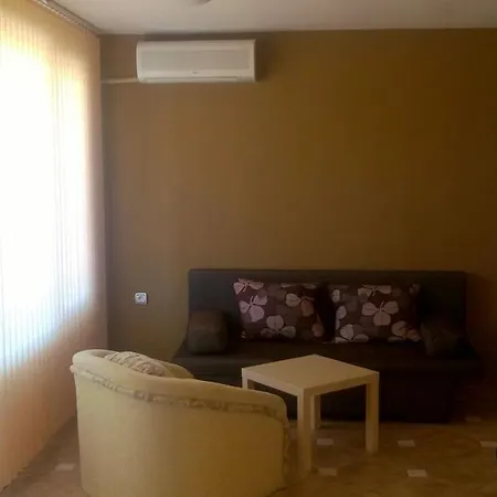 Venis House Szálloda