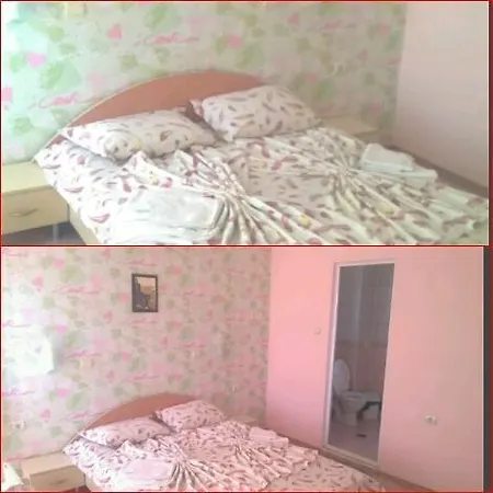 Venis House 3*